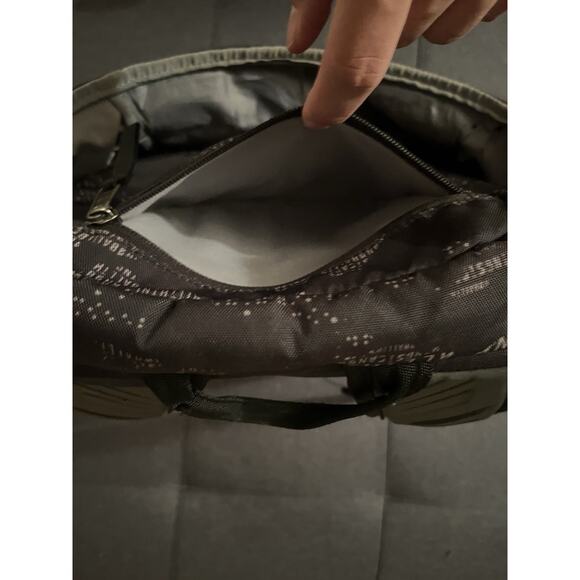 Under Armour Unisex-Adult Stephen Curry 30 Undeniable Backpack, Black and Yellow - Picture 4 of 9